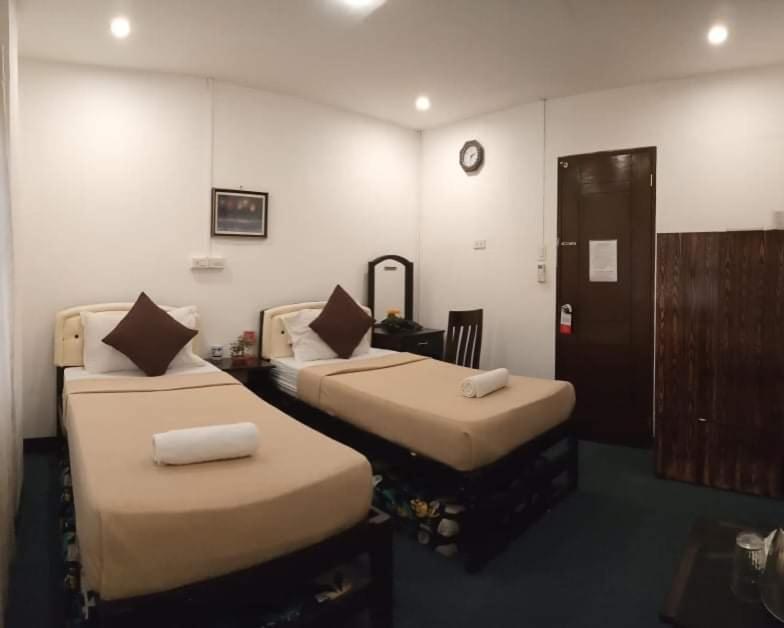 Amax Inn Cebu Мандауэ Экстерьер фото