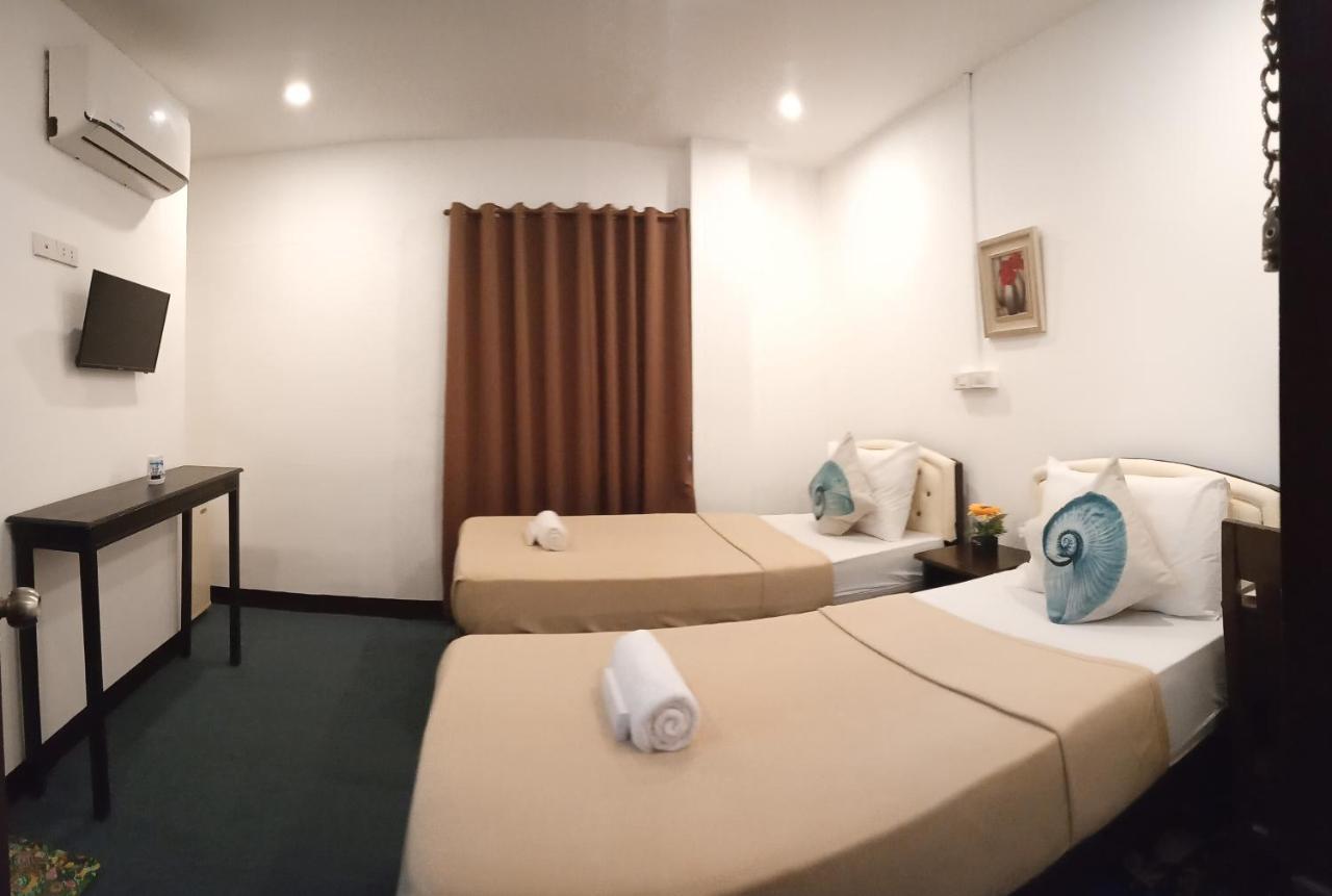 Amax Inn Cebu Мандауэ Экстерьер фото