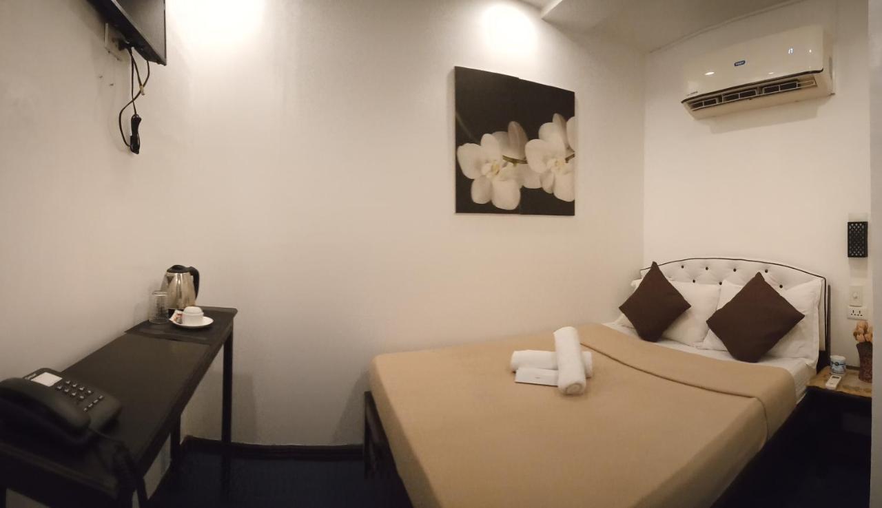 Amax Inn Cebu Мандауэ Экстерьер фото