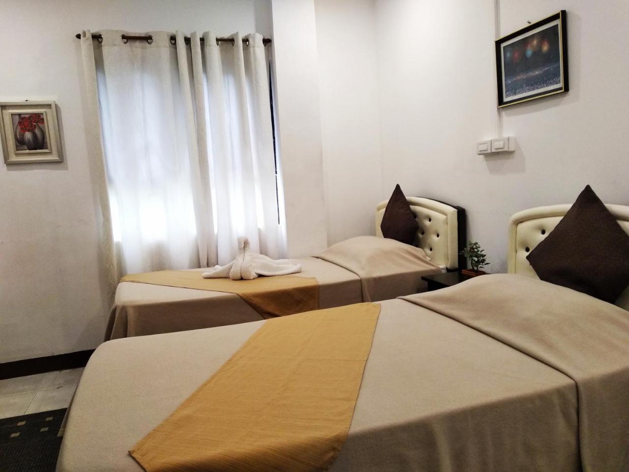Amax Inn Cebu Мандауэ Экстерьер фото